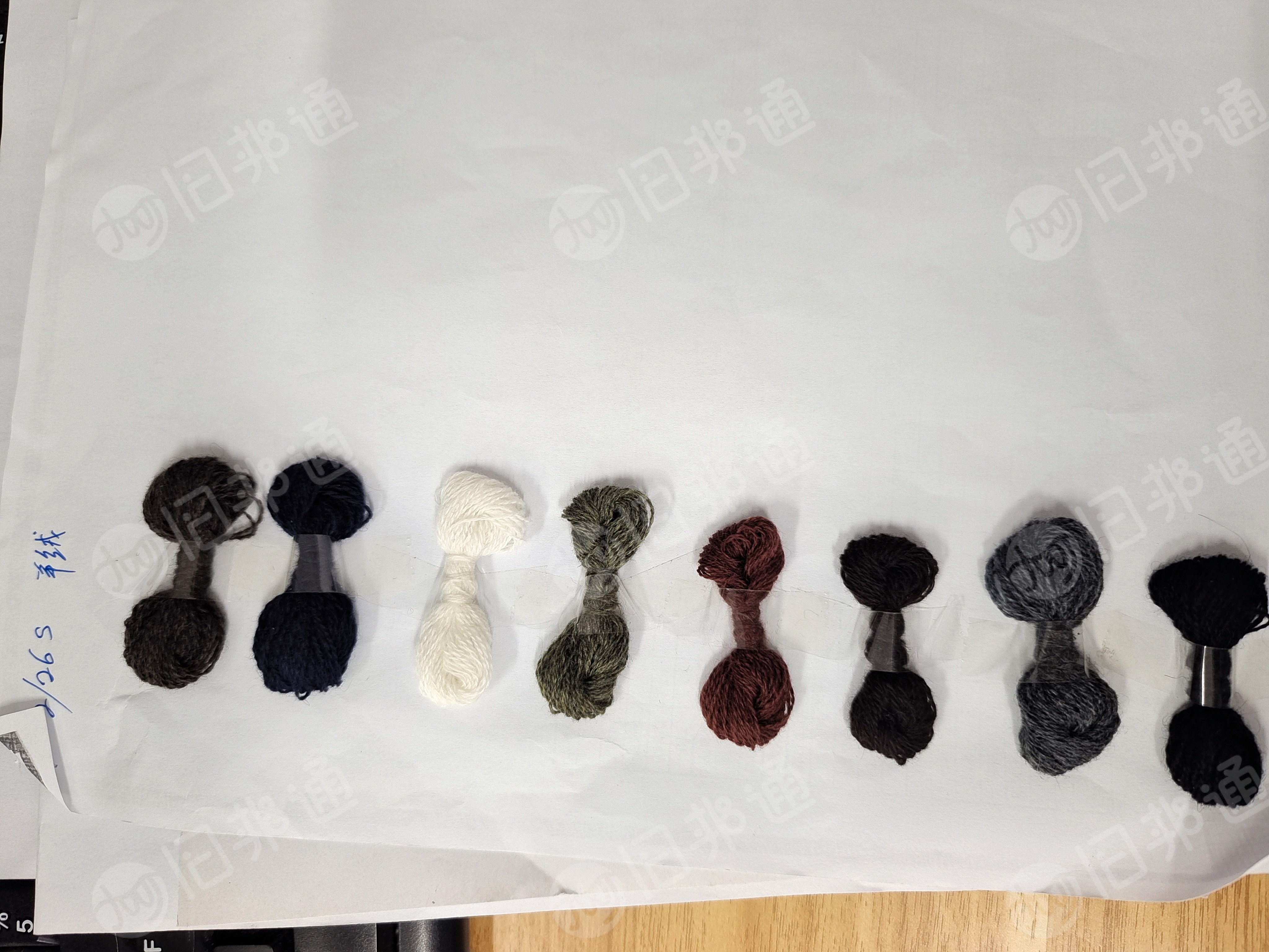 出售羊绒纱线，库存纱线，80羊绒的，现货200公斤左右