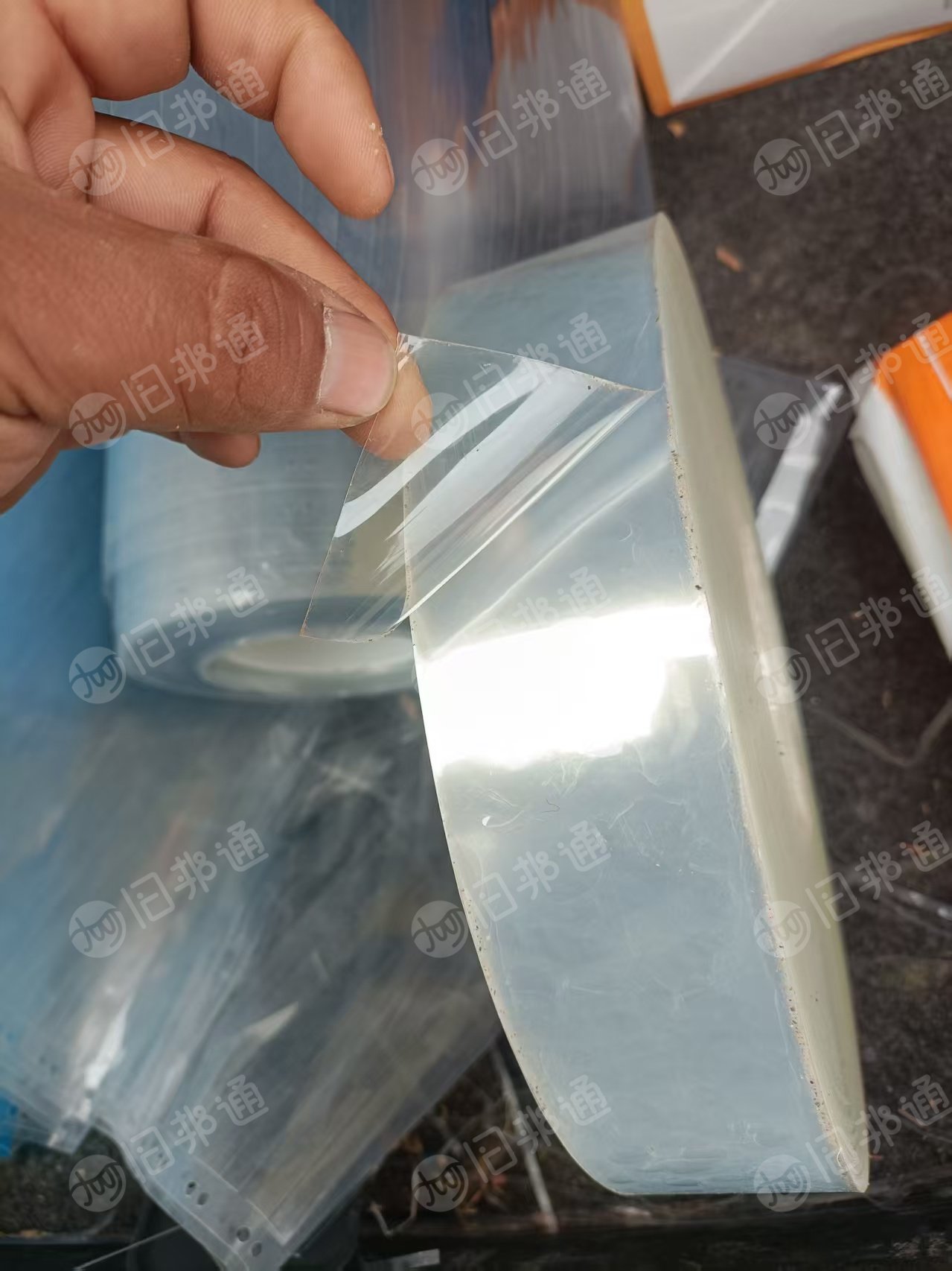 长期出售电子厂下来的PET膜废料，PET胶水膜废料