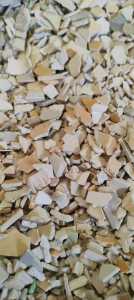 出售白色ABS空调洗衣机破碎料