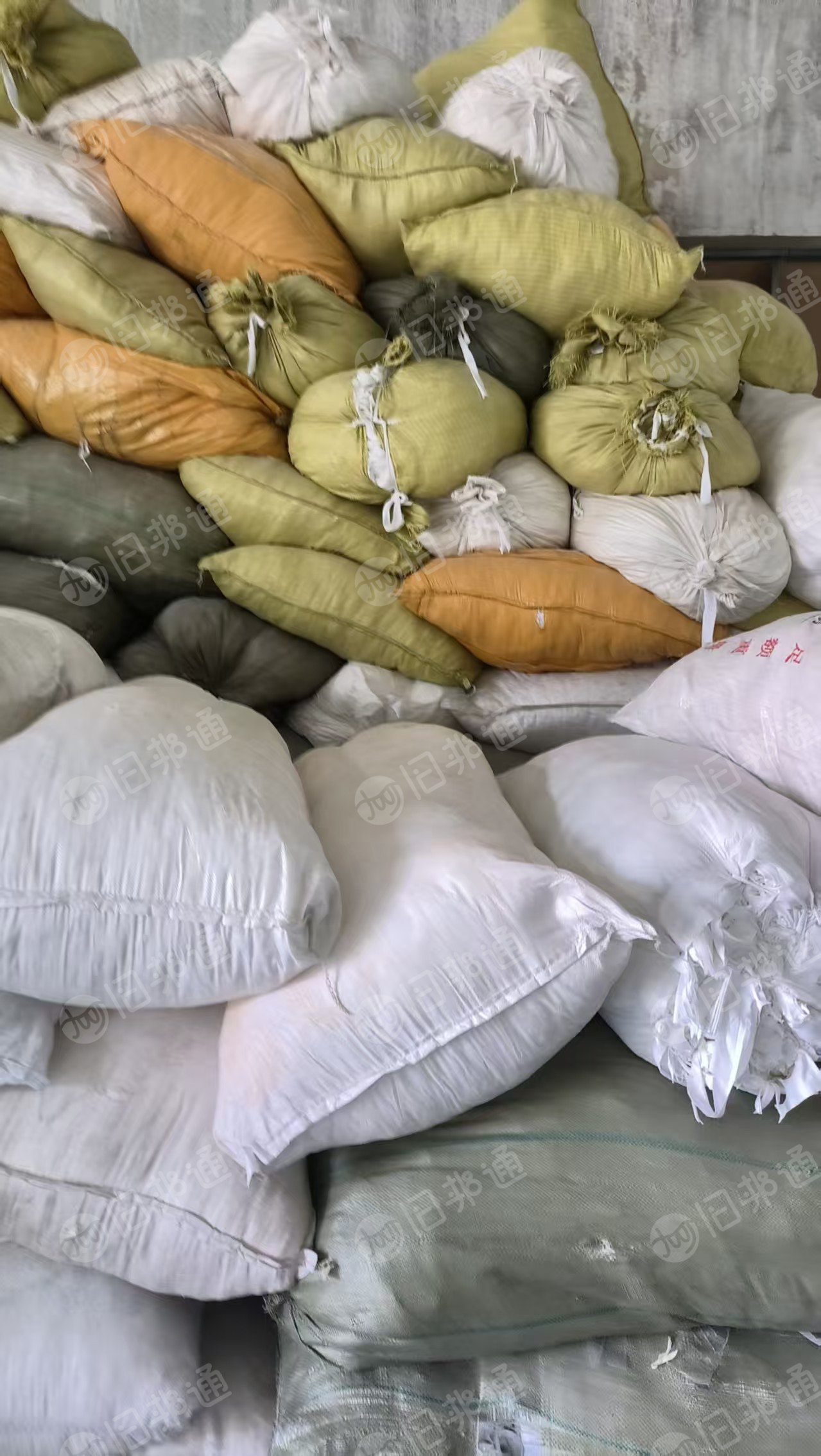 长期出售漂白开花料，漂白棉布，氨纶棉，针织梭织都有，厂在江苏苏州