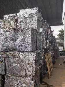 大量出售镀锌冲片压块，现货1000多吨