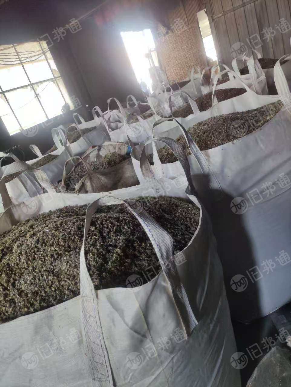 出售塑料毛毛虫