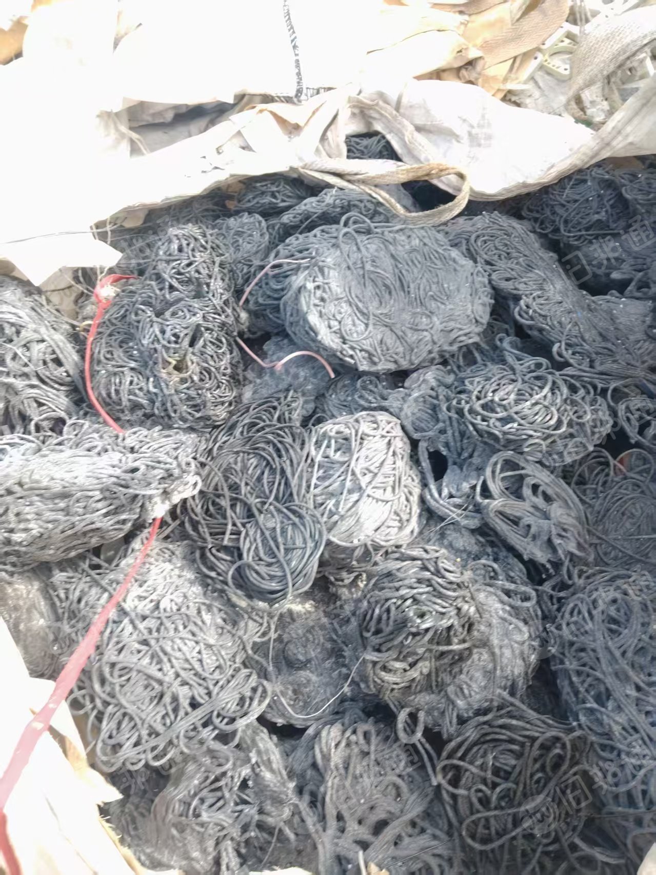 出售机头料，可以拿来炼油的，现货100多吨