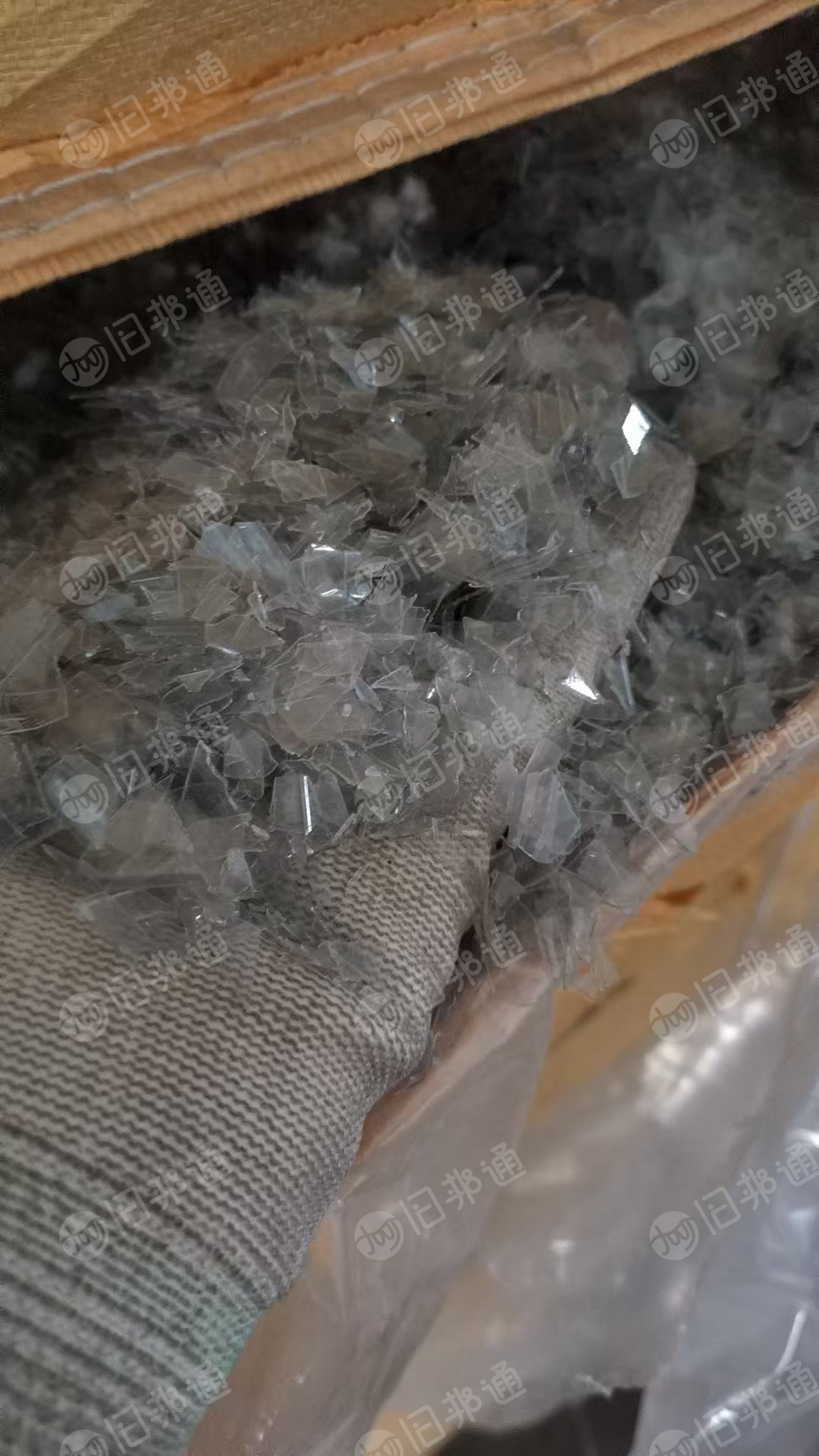 出售pet吸塑片破碎料，月供200吨