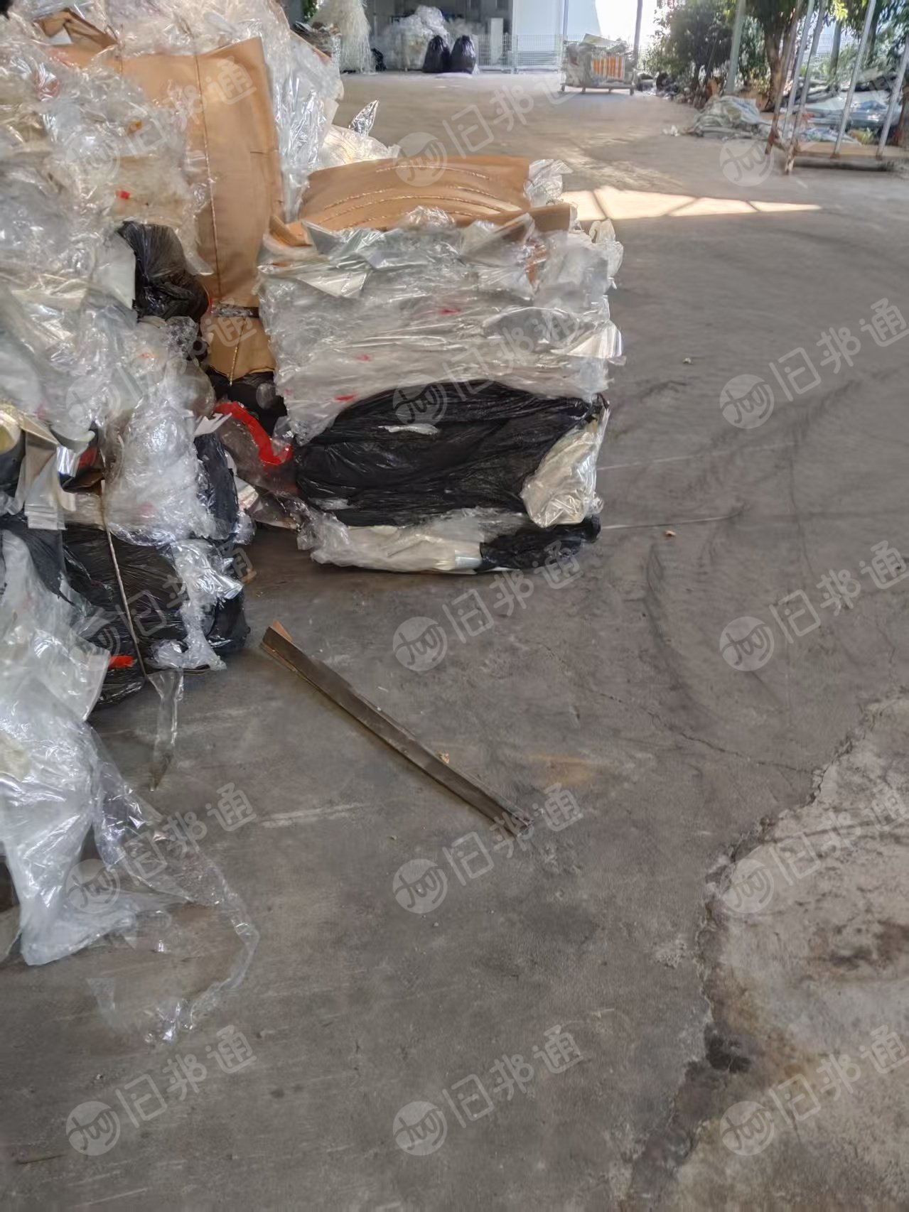 出售pet滑膜废料，滑膜边角料，月供20吨