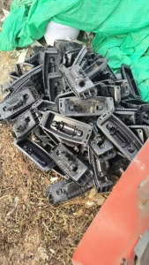 出售尼龙废料，pA6加纤30毛料