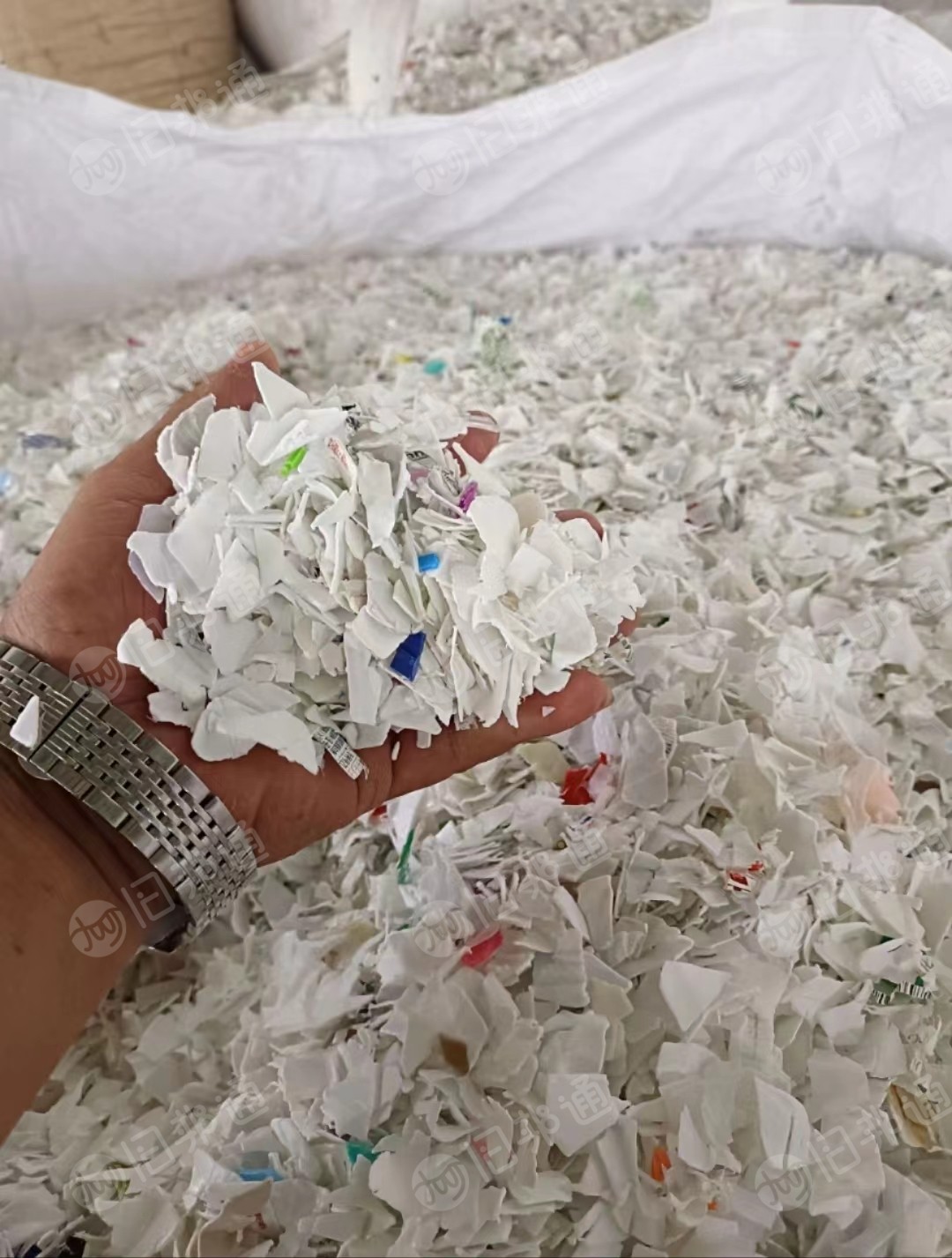 长期出售大小白破碎料，清洗甩干