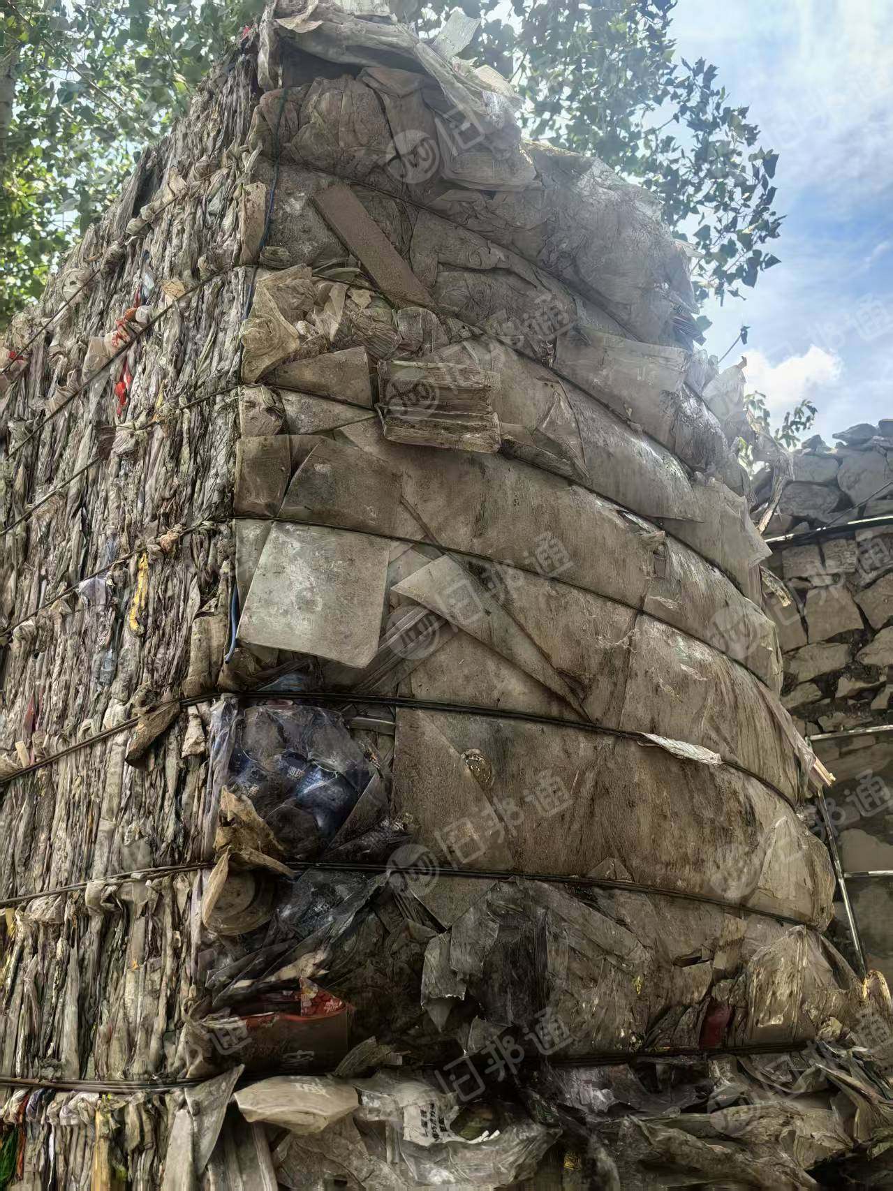 长期出售生活吸塑盒压块，现货十三米半挂