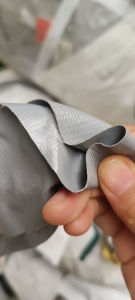 长期出售pvc夹网布，pvc皮革，白色现货15吨，彩色现货10吨