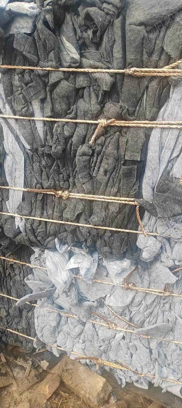 长期出售涤纶汽车内饰料，汽车内饰，可以造粒，现货有200多吨，货在河北保定