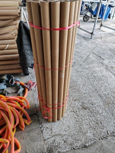 长期出售各类二手纸管，内径7.6cm，厚度1.5cm，内径5.2cm，厚度0.4cm，长度130cm