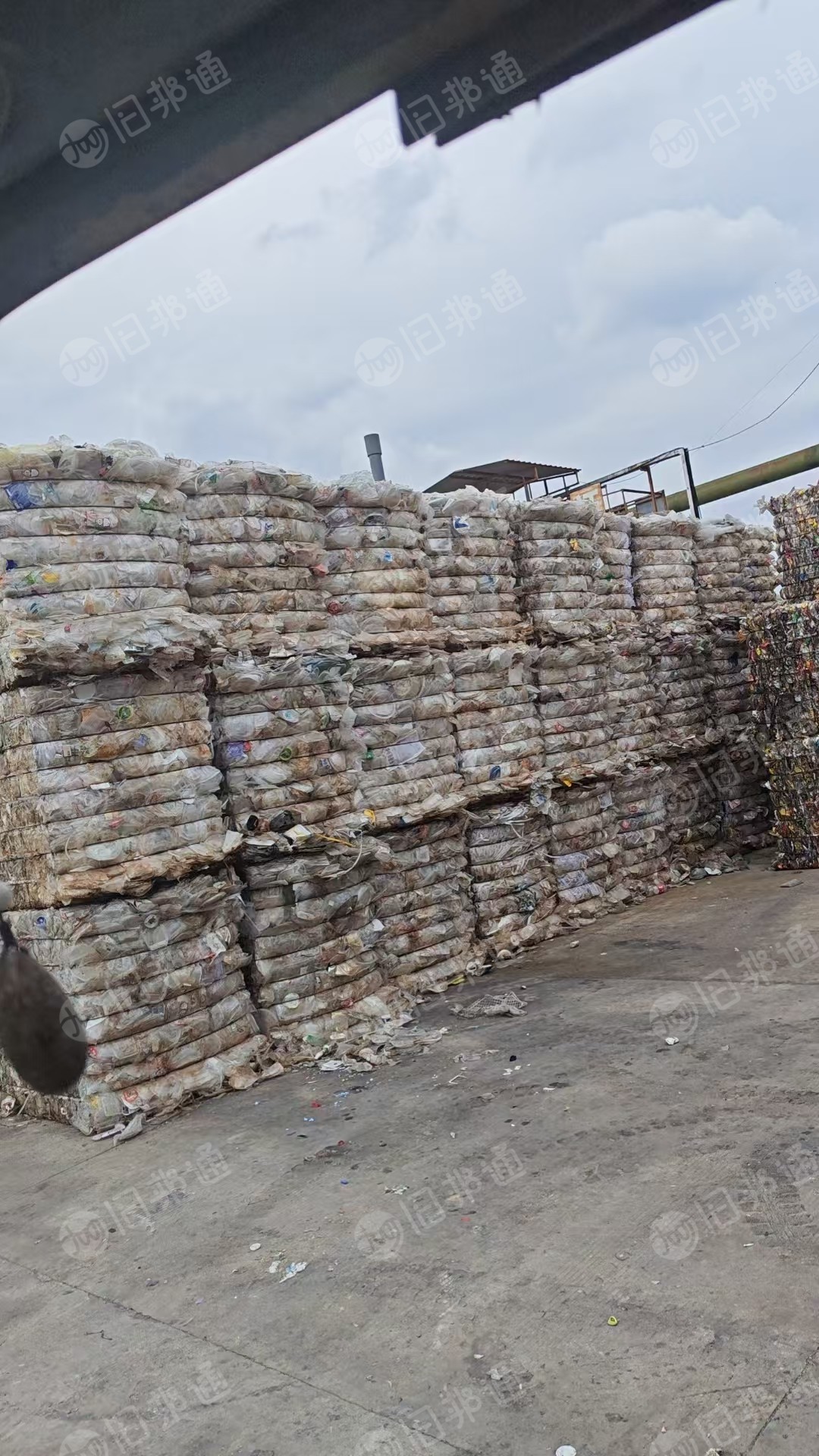 出售花丙压块，餐盒压块，月供各100吨