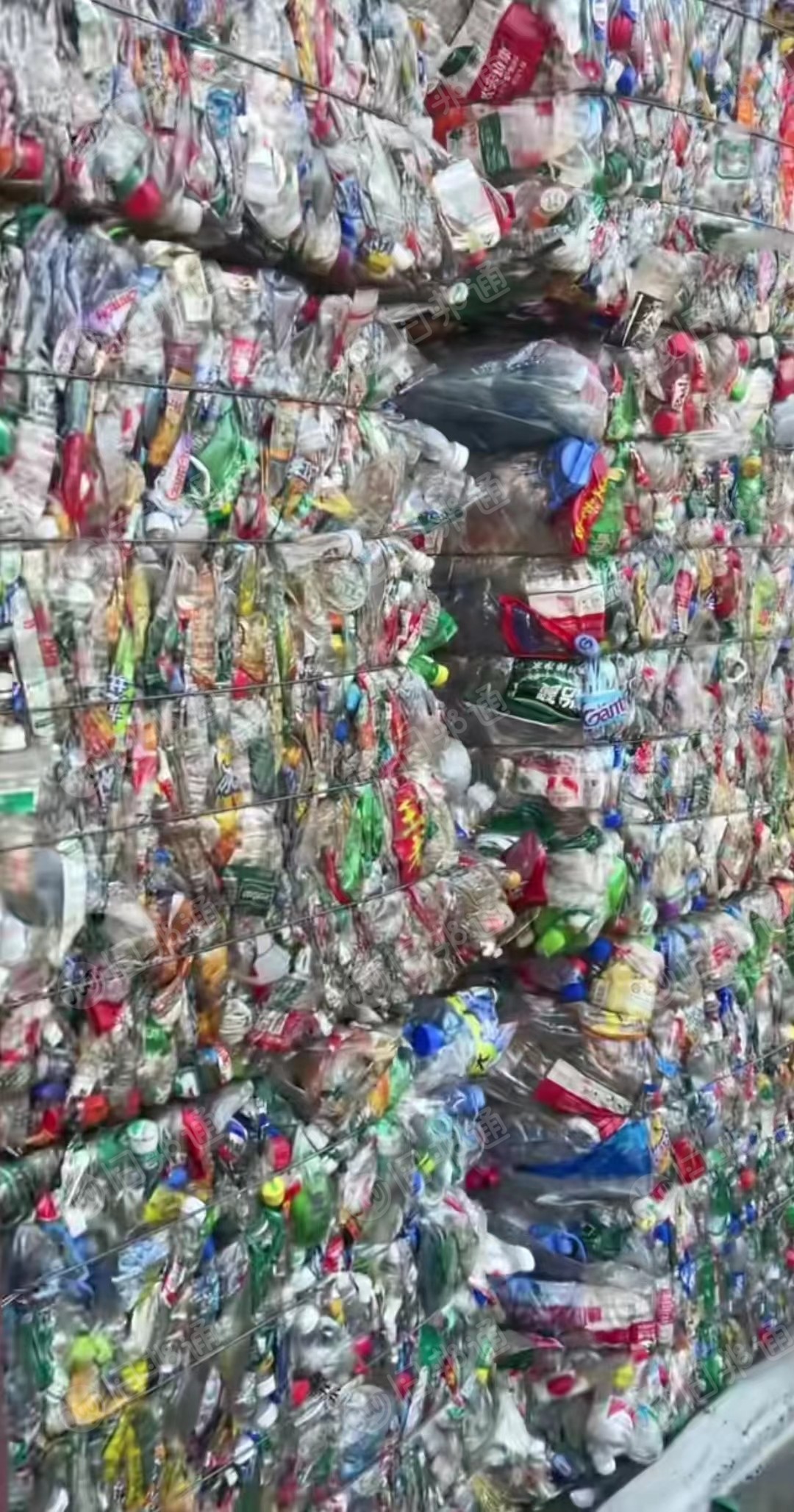 长期出售瓶砖废料，够车就发走