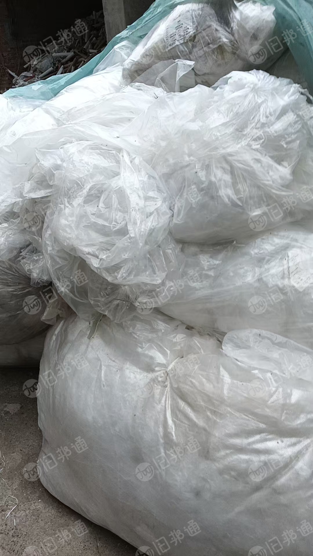 出售包布下来的干造高压膜废料，纯平板膜，长期有货