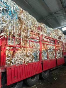 出售无膜烟卡纸边角料