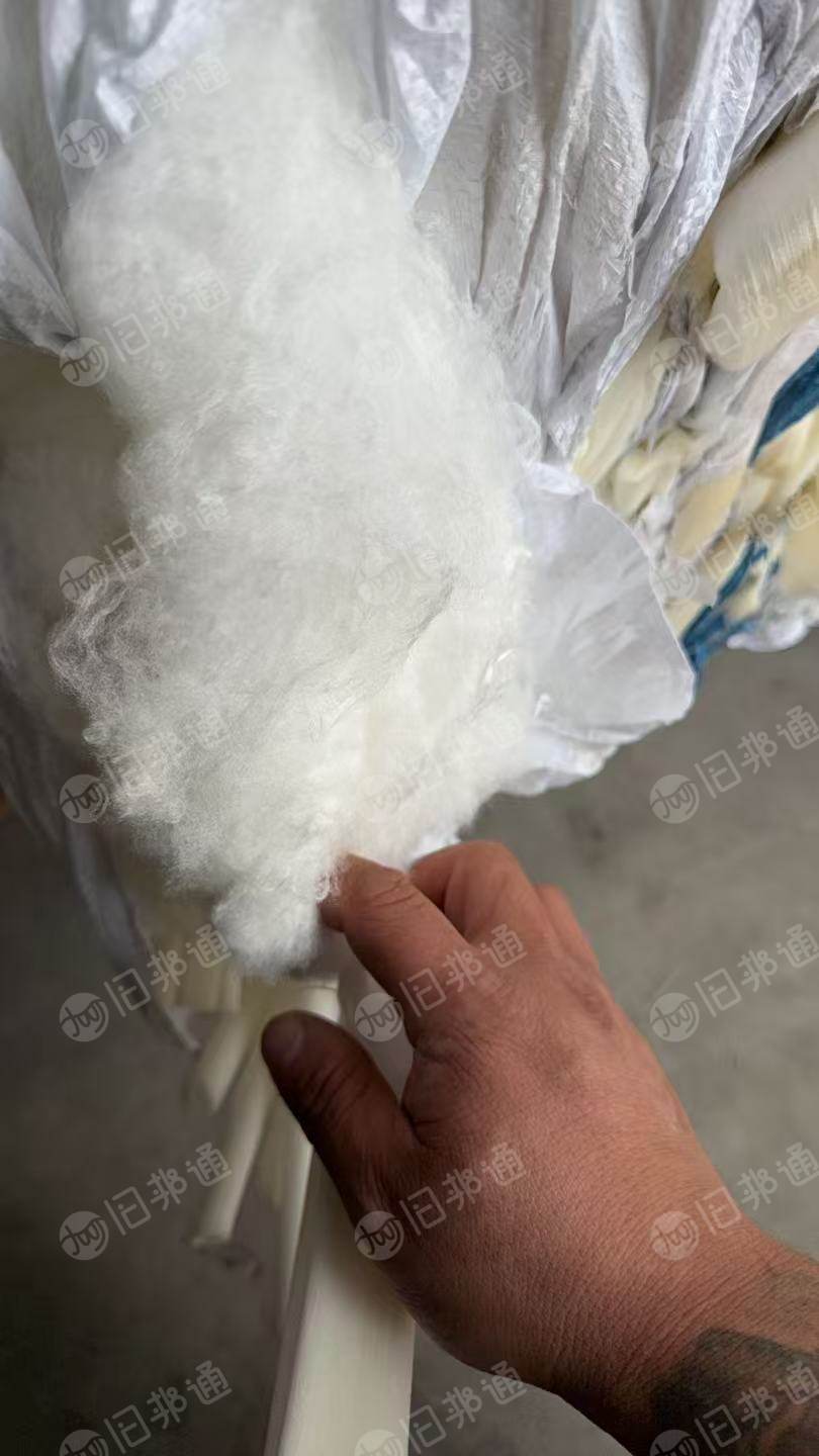 长期出售涤锦废丝，涤锦废料，75锦纶25涤纶，现货20多吨