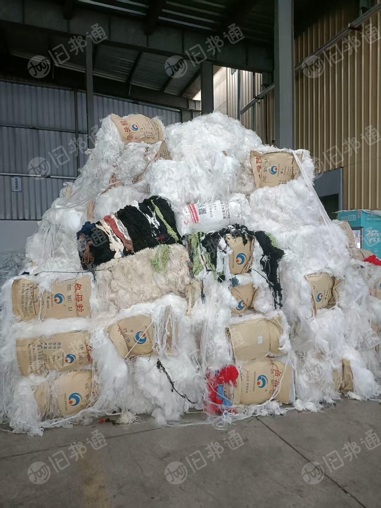 长期出售涤纶废丝，涤纶干丝，现货9.6米一车