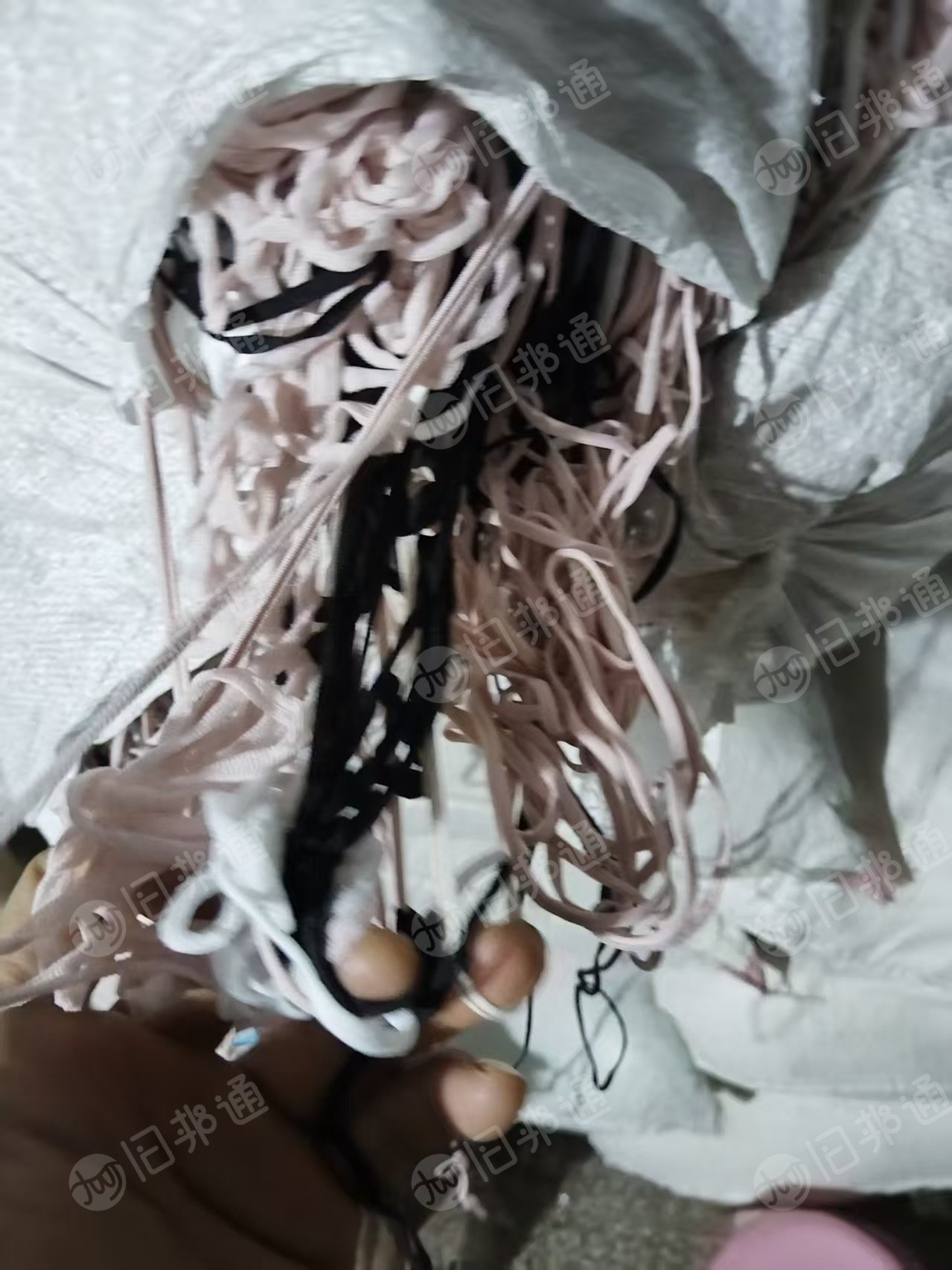 出售涤氨耳带绳，可以造粒用，货在江苏无锡