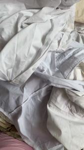 长期出售旧衣服大白，现货100多吨，货在四川泸州