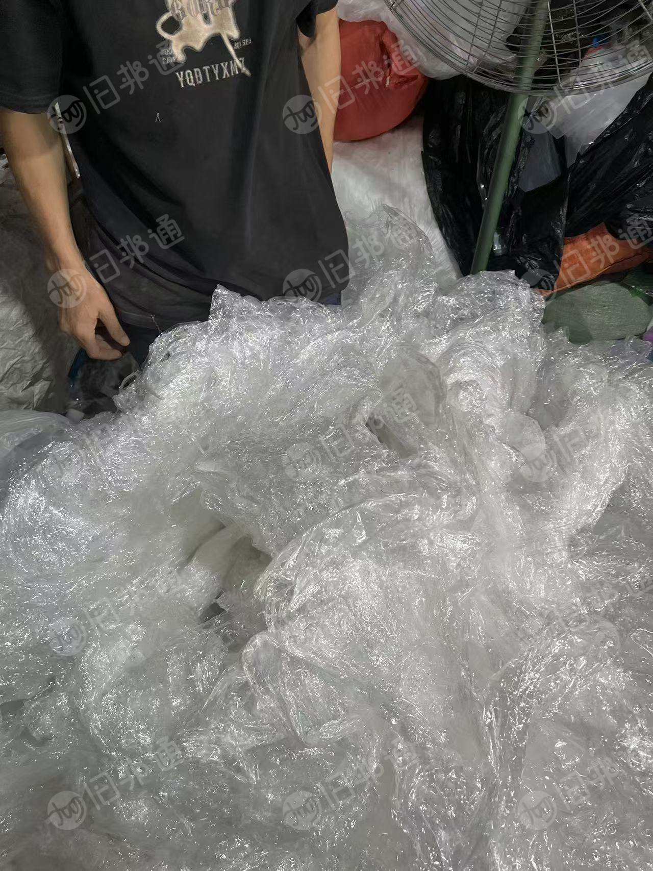 出售干造高压膜废料，电子膜和缠绕膜混打，现货七八吨