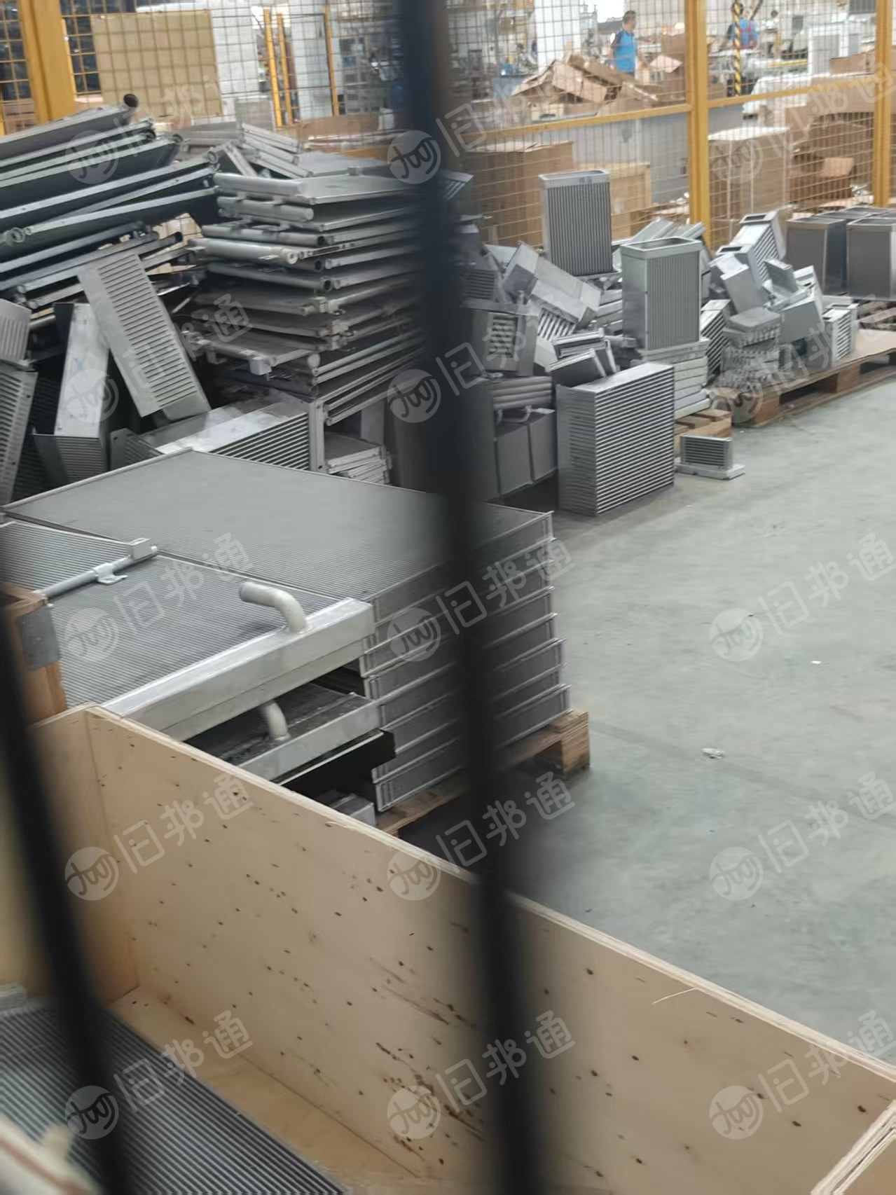 出售报废的蒸发箱，水箱，不良品，每月3车