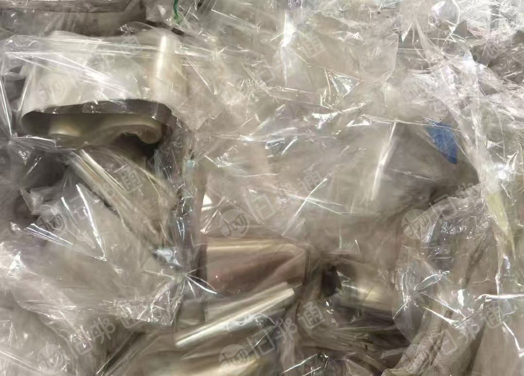 长期大量出售PET滑膜废料，卷的，现货400吨左右