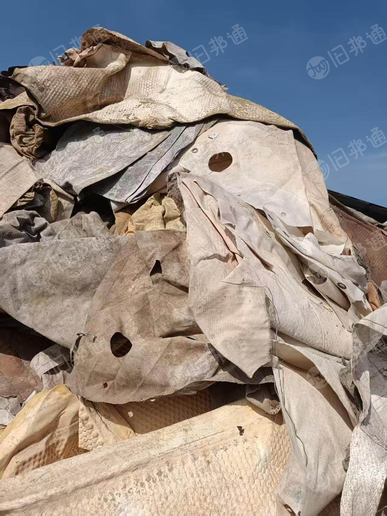 出售过滤布废料，大部分是涤纶的，含少量锦纶的，现货1个半挂车