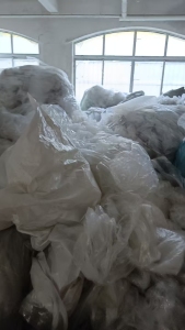 出售高压膜废料，干造水洗混一起，现货够9.6一车