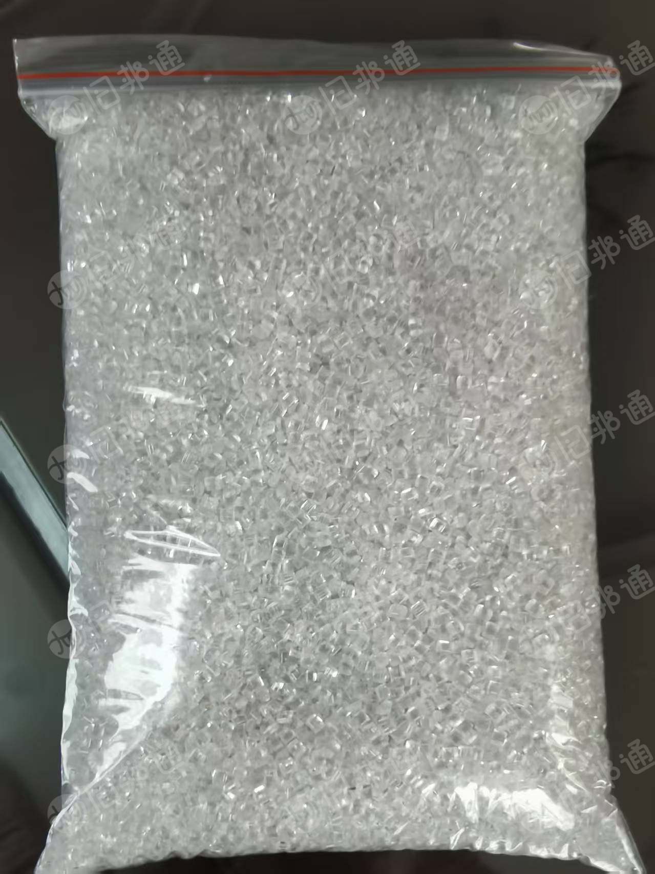 常年出售透明PC颗粒，白底和蓝底的，溶脂12，冲击75