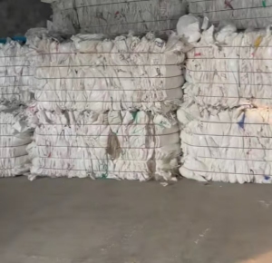 长期出售干造原料袋，干造乳白袋，干造巴西袋，现货34吨