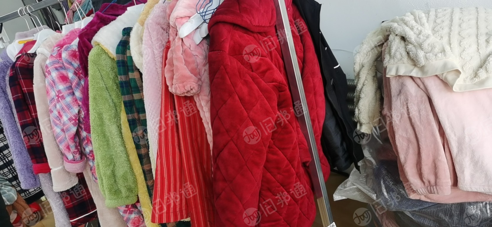 长期大量回收睡衣二手睡衣精品睡衣，要分拣好的，做直播用