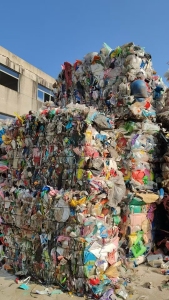 出售日杂丙压块，现货一挂