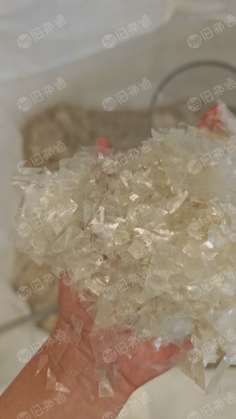 出售pet轻胶膜破碎料，清洗过的，月供30吨
