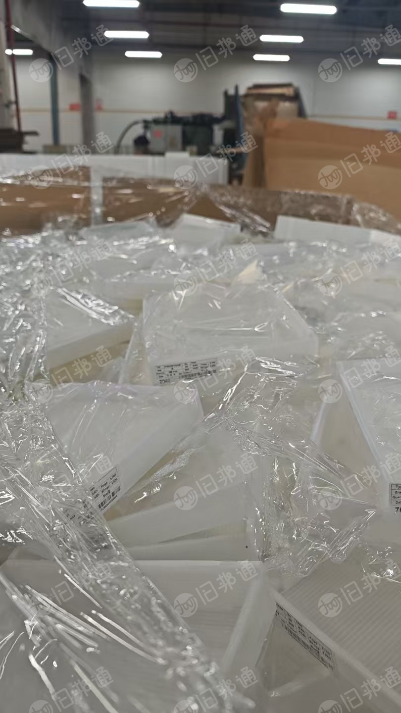 长期出售光伏厂下来的pp空心板废料，膜，纸，空心板，混压在一起