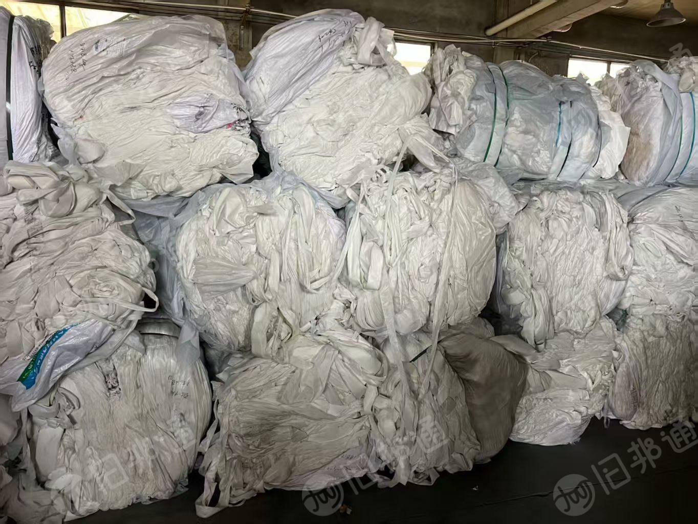 长期出售开松好的线头棉，丝棉，杂棉，现货有几十吨，货在江苏南通