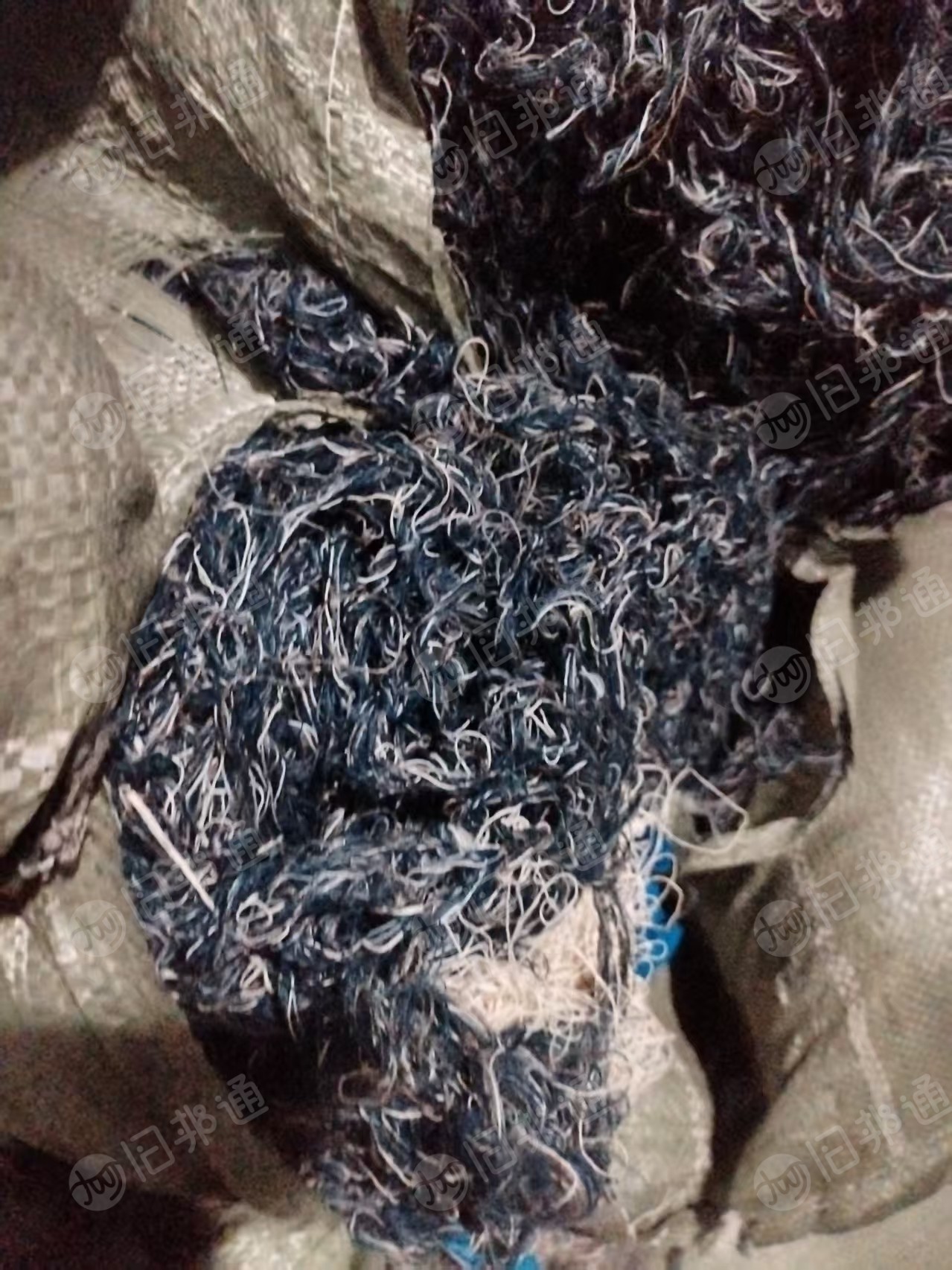 出售涤纶丙纶混合料，现货十几吨