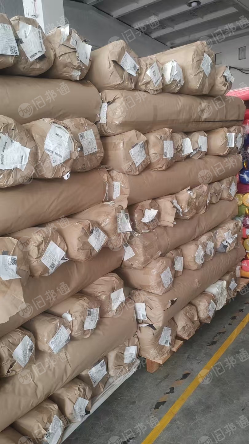 大量出售PU皮革，沙发皮革，大小卷都有，货在浙江绍兴