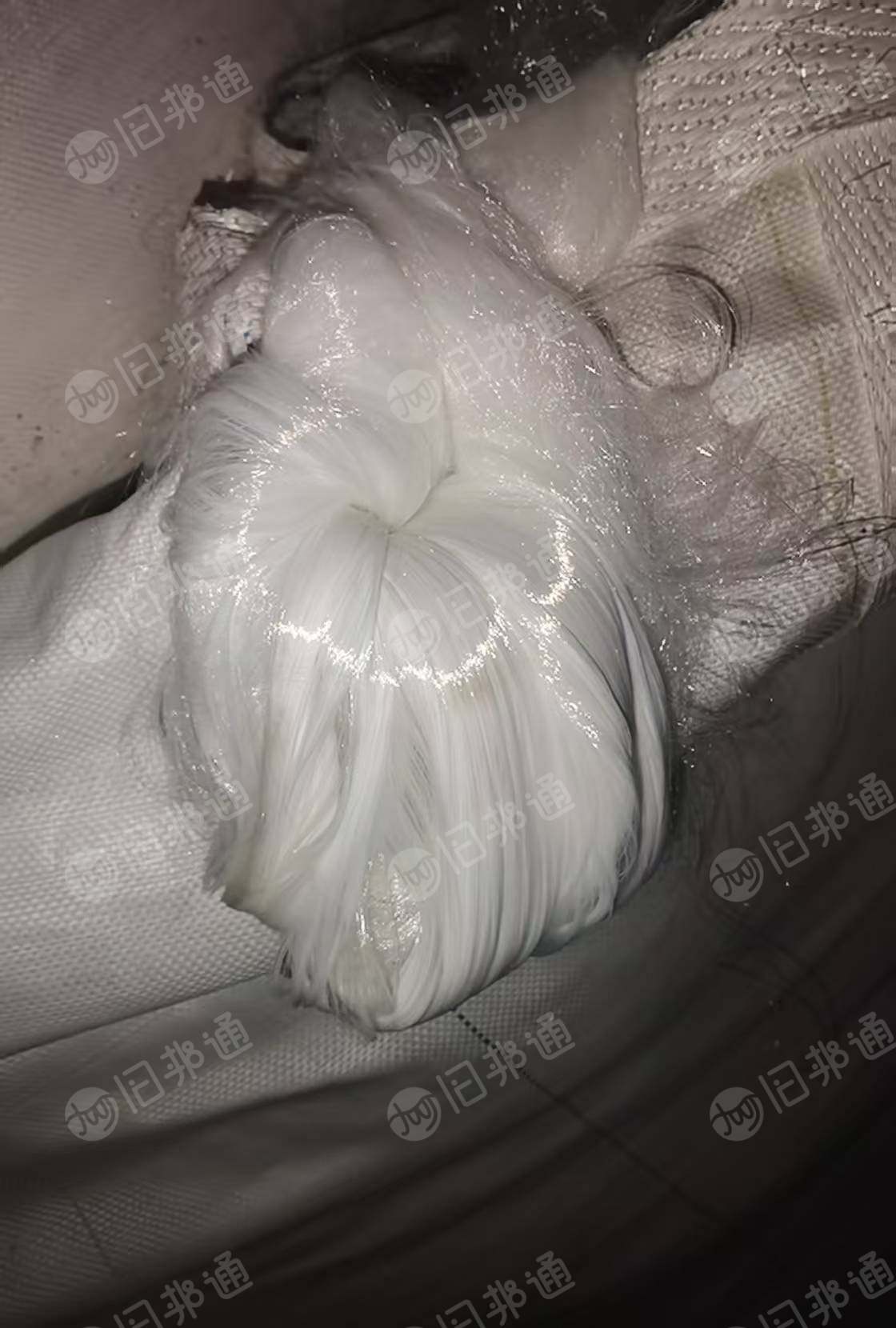 长期出售涤纶废丝，涤纶干丝，长丝，有白色的，也有黑色的，白多黑少，现货20多吨左右