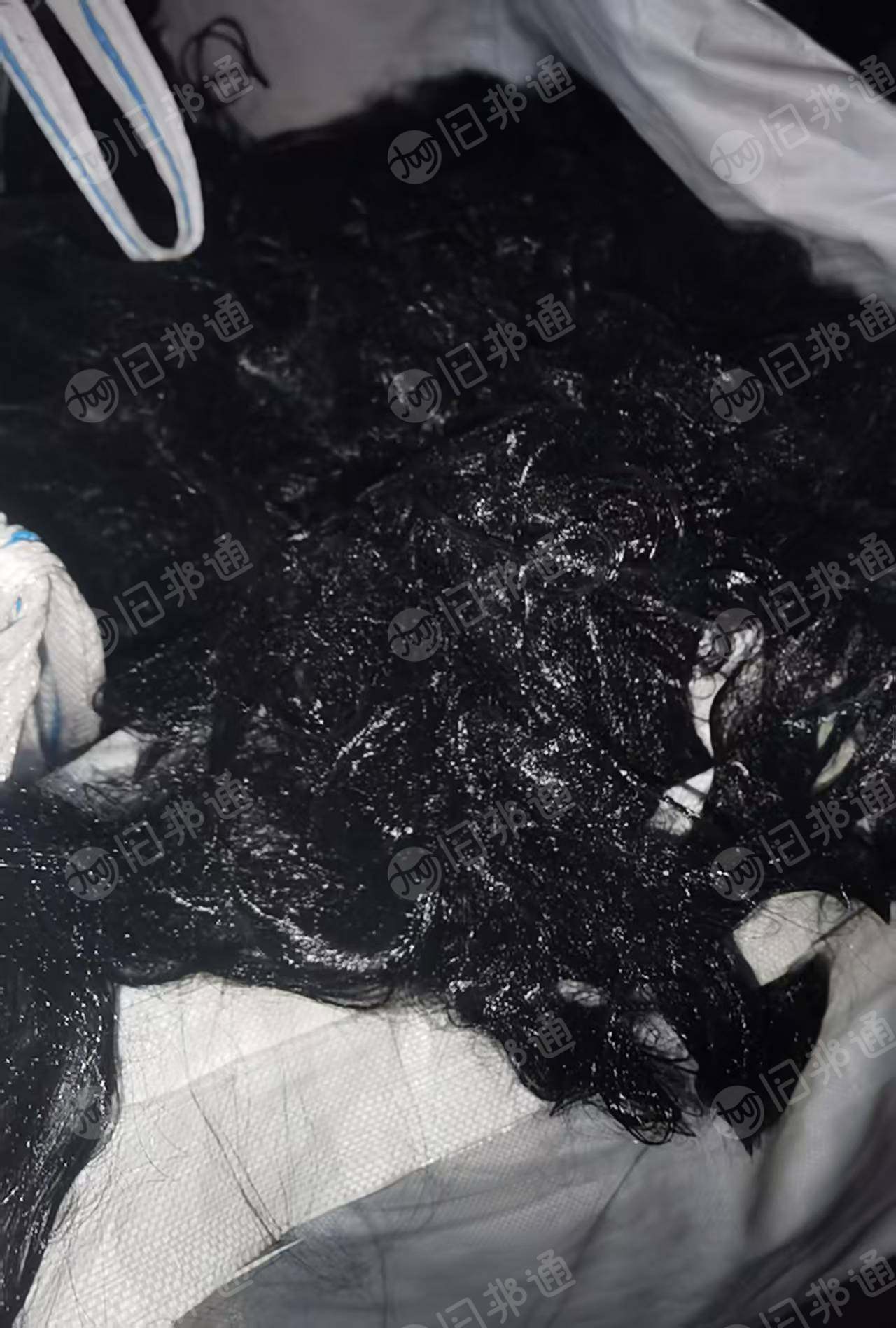 长期出售涤纶废丝，涤纶干丝，长丝，有白色的，也有黑色的，白多黑少，现货20多吨左右