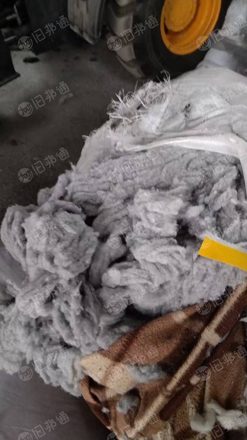 出售羊毛衫下脚料，杂色羊毛衫下脚料，现货7吨