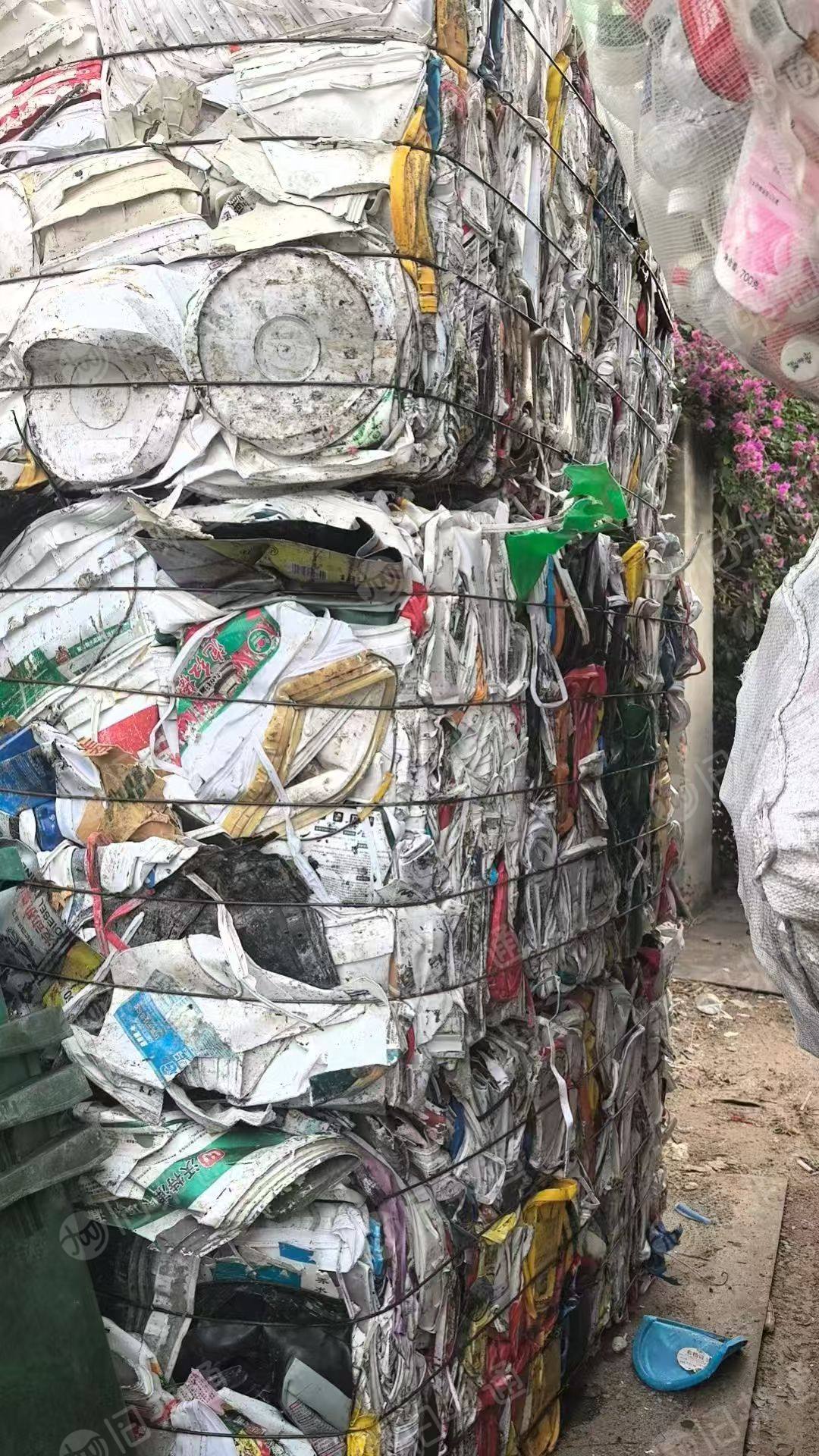 出售涂料桶压块