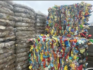 出售花乙压块，餐盒压块，长期有货