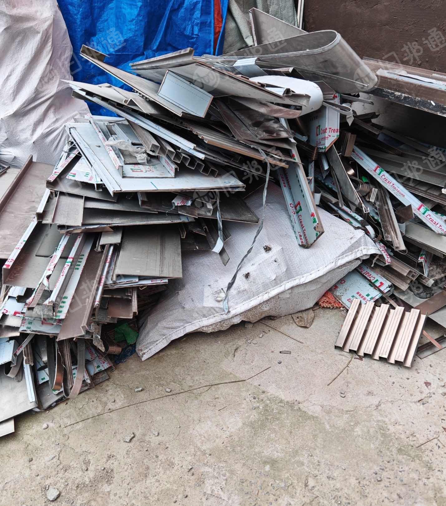 出售不锈钢废料，现货2吨，长期有货