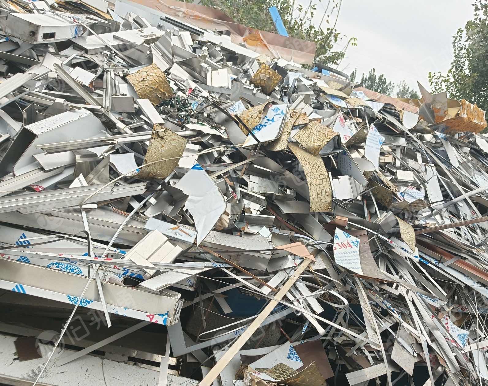 出售304不锈钢废料，现货25吨左右