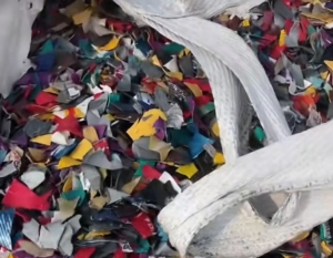 长期出售纯机油壶破碎料