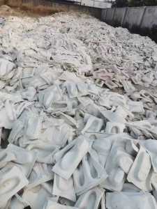 长期大量收购鞋模硅胶，丁腈手套废料，各类硅胶废料