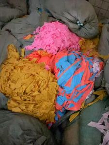 出售PVC膜，游泳圈料，透明PVC料，月供10吨