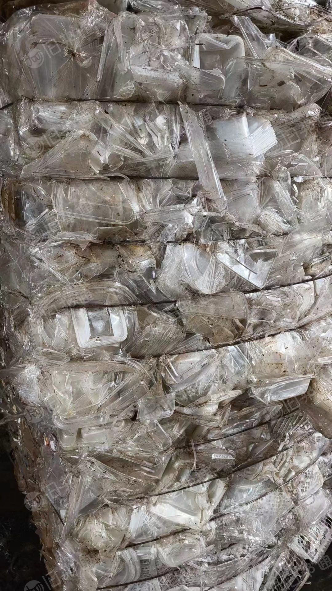 出售透明餐盒压块，现货几吨