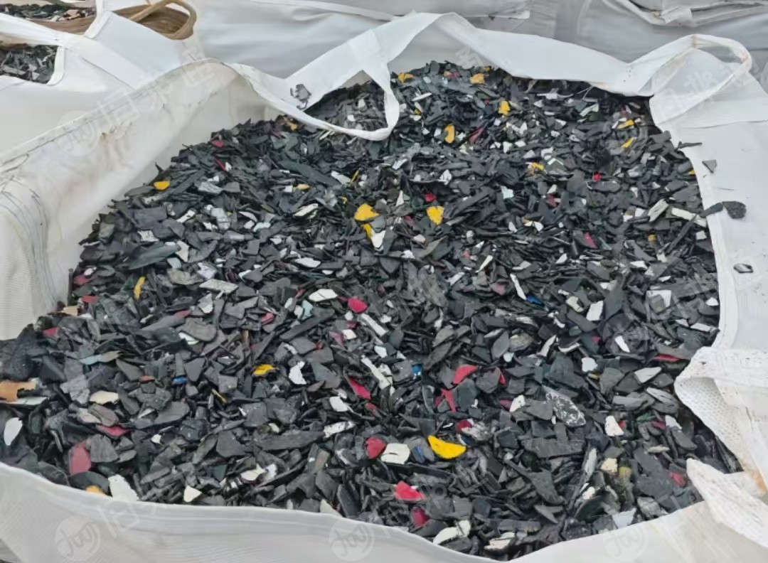 出售PP保险杠破碎料，去铁过风选，长期有货