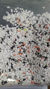 长期出售TPU颗粒，拖鞋发泡料做的